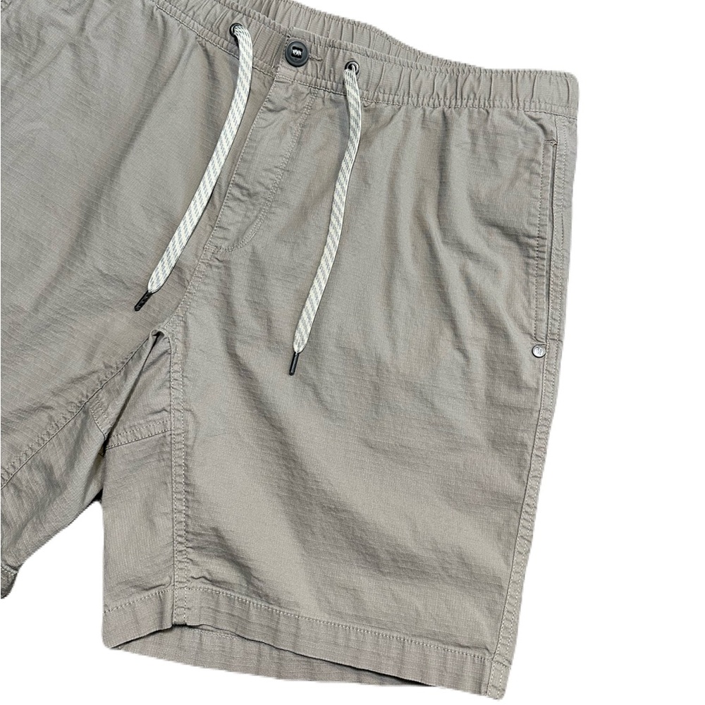 Vuori Ripstop Shorts Mens Large V370 8” Inseam Hiking 36x8 Beige Pockets - Picture 3 of 8